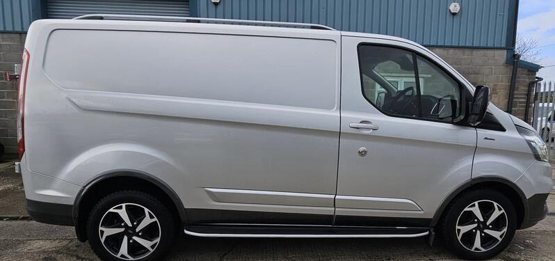 FORD TRANSIT CUSTOM