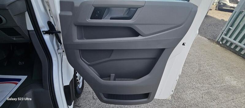 VOLKSWAGEN CRAFTER