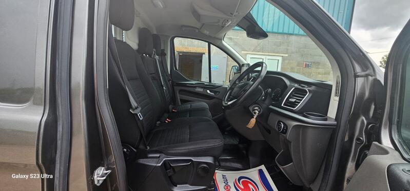 FORD TRANSIT CUSTOM