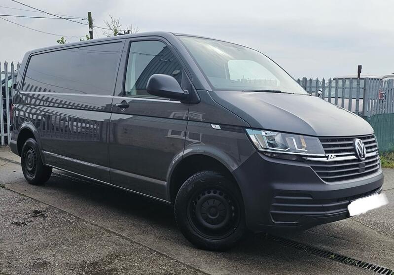 VOLKSWAGEN TRANSPORTER