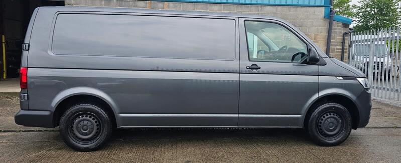 VOLKSWAGEN TRANSPORTER