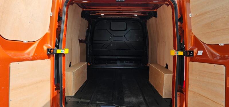 FORD TRANSIT CUSTOM