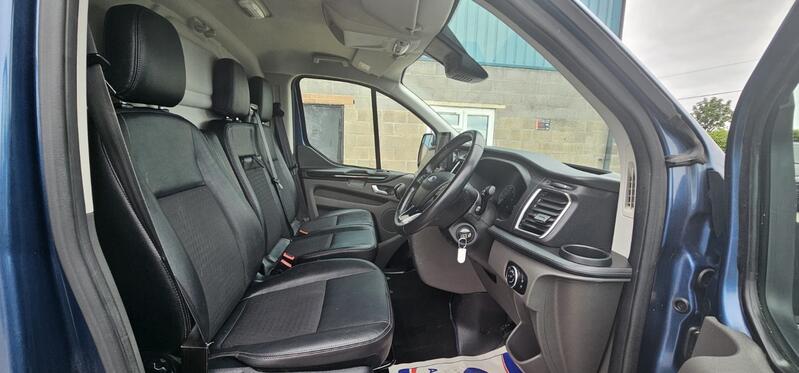 FORD TRANSIT CUSTOM