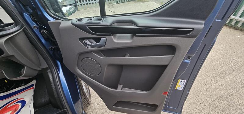 FORD TRANSIT CUSTOM