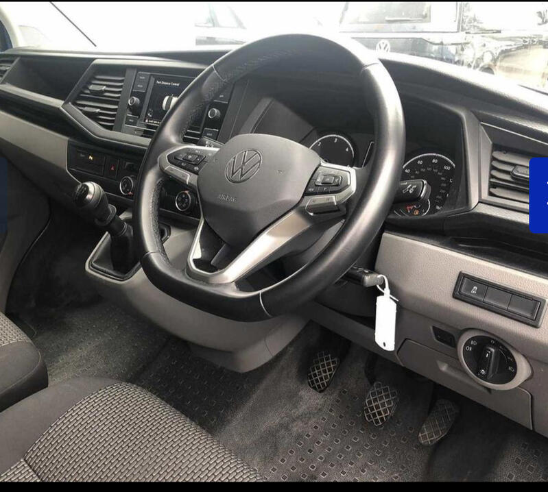 VOLKSWAGEN TRANSPORTER
