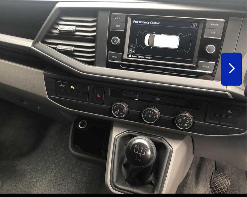 VOLKSWAGEN TRANSPORTER