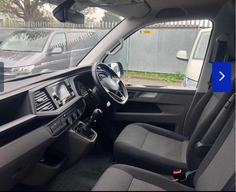 VOLKSWAGEN TRANSPORTER