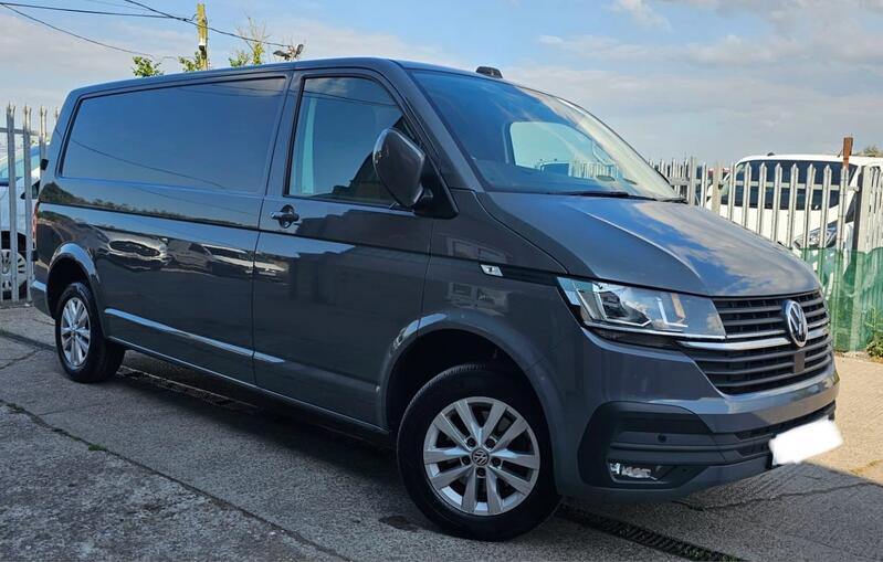 VOLKSWAGEN TRANSPORTER