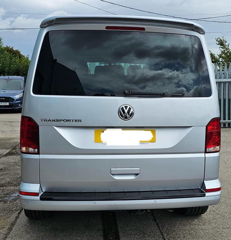 VOLKSWAGEN TRANSPORTER