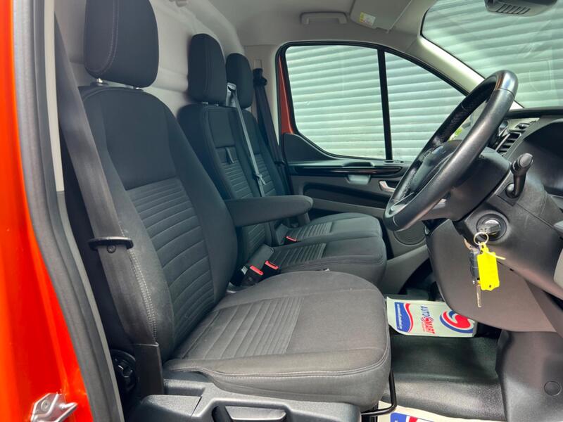 FORD TRANSIT CUSTOM