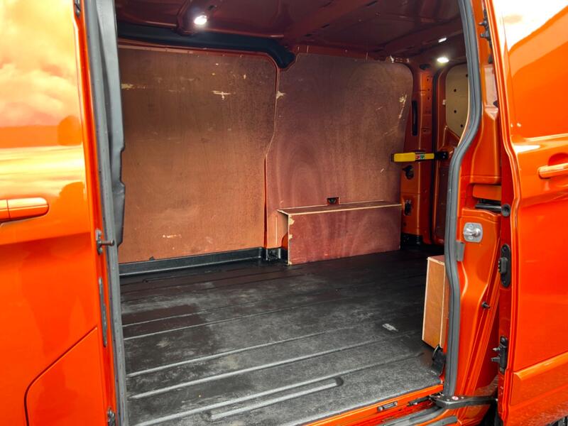 FORD TRANSIT CUSTOM