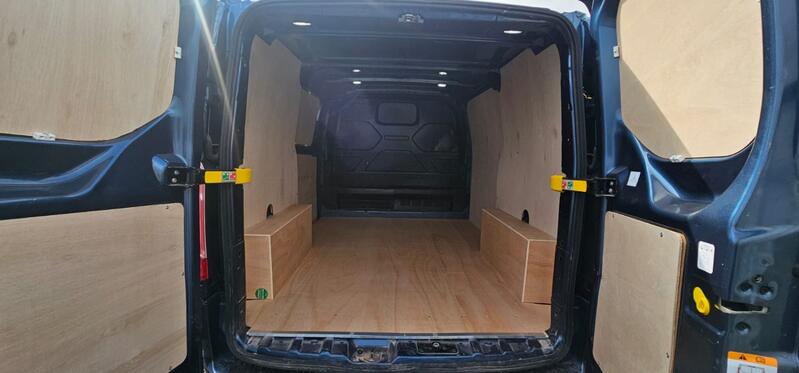 FORD TRANSIT CUSTOM