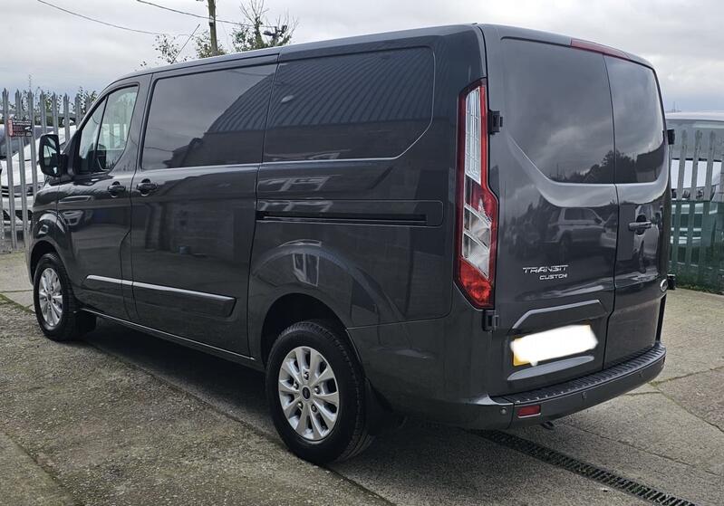 FORD TRANSIT CUSTOM