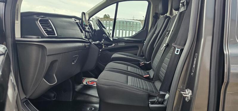 FORD TRANSIT CUSTOM