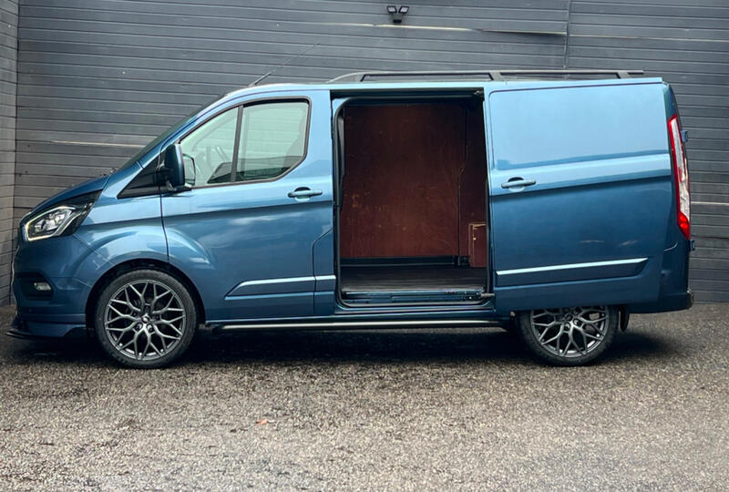 FORD TRANSIT CUSTOM