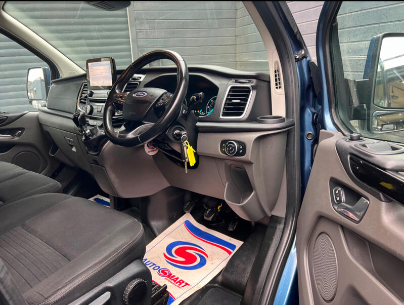 FORD TRANSIT CUSTOM