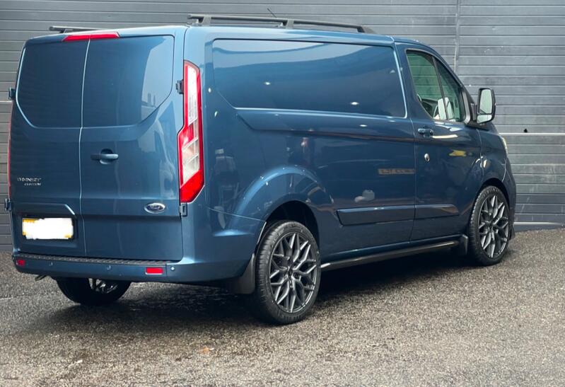 FORD TRANSIT CUSTOM