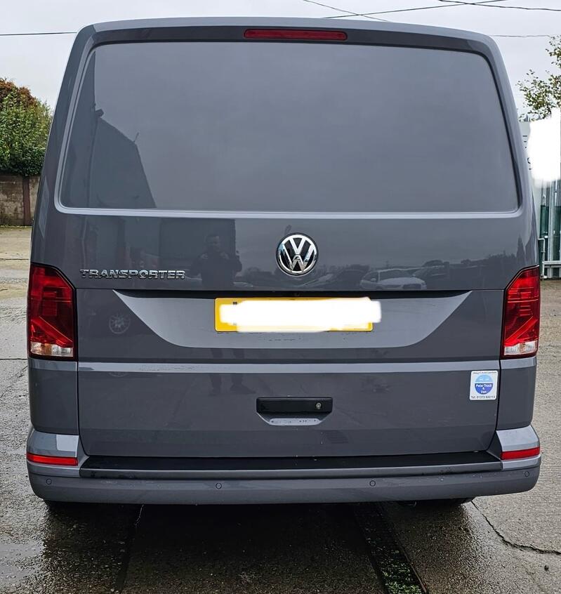 VOLKSWAGEN TRANSPORTER