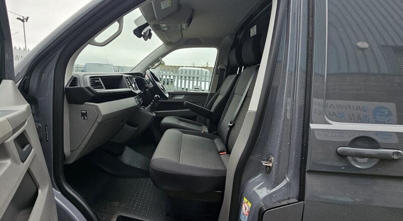 VOLKSWAGEN TRANSPORTER