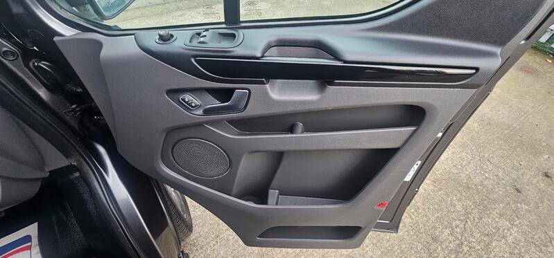FORD TRANSIT CUSTOM