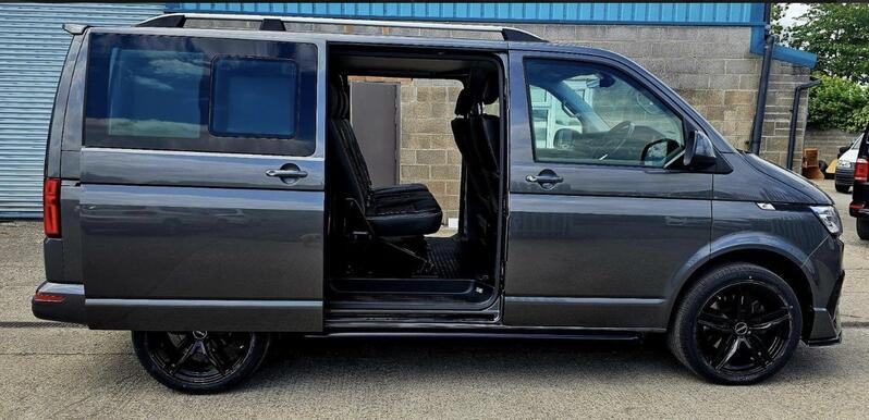 VOLKSWAGEN TRANSPORTER