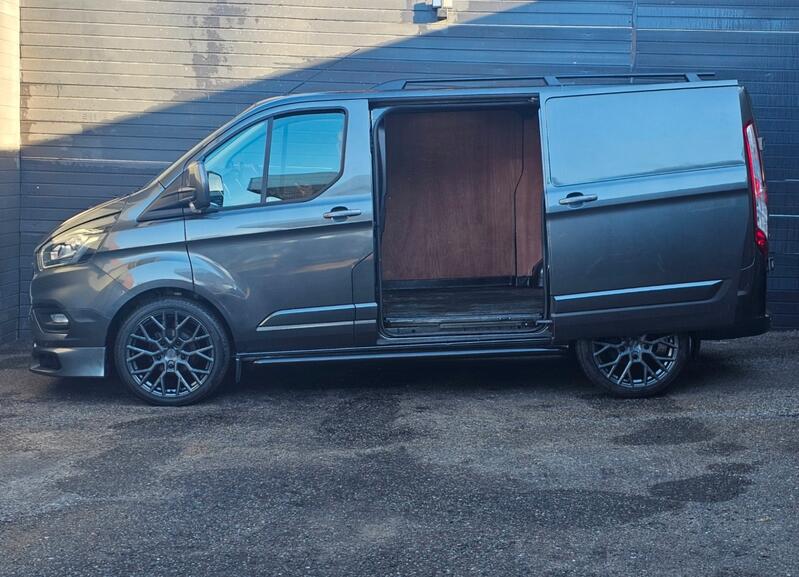 FORD TRANSIT CUSTOM