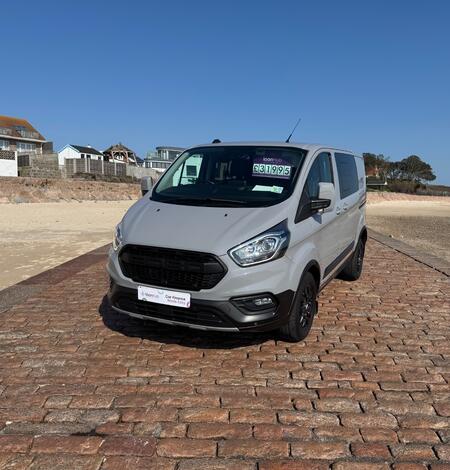 FORD TRANSIT 2.0 Transit Custom Trail DCiV 320 L1 2.0L EcoBlue 130PS FWD 6 Speed Manual