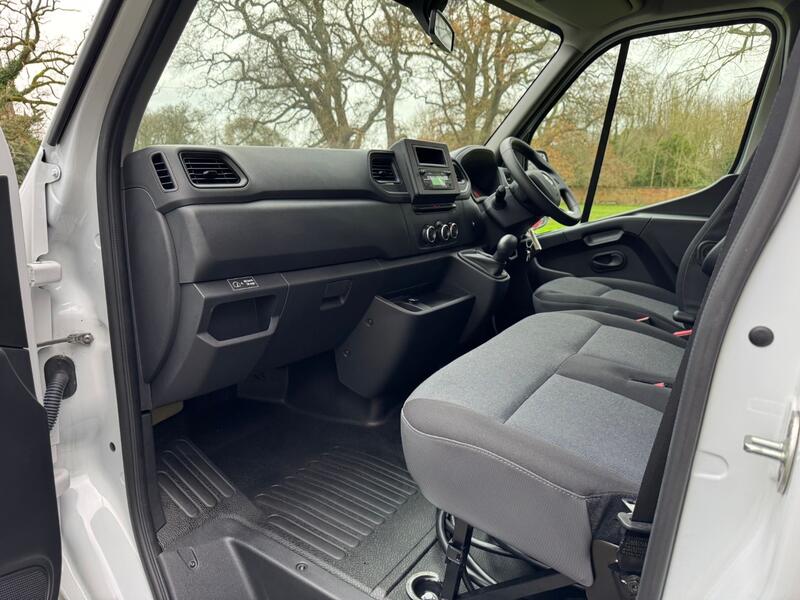 RENAULT MASTER