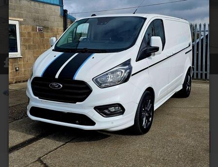 FORD TRANSIT CUSTOM 2.0 Transit Custom Sport Van 290 L1 2.0L EcoBlue 185PS FWD 6 Speed Automatic